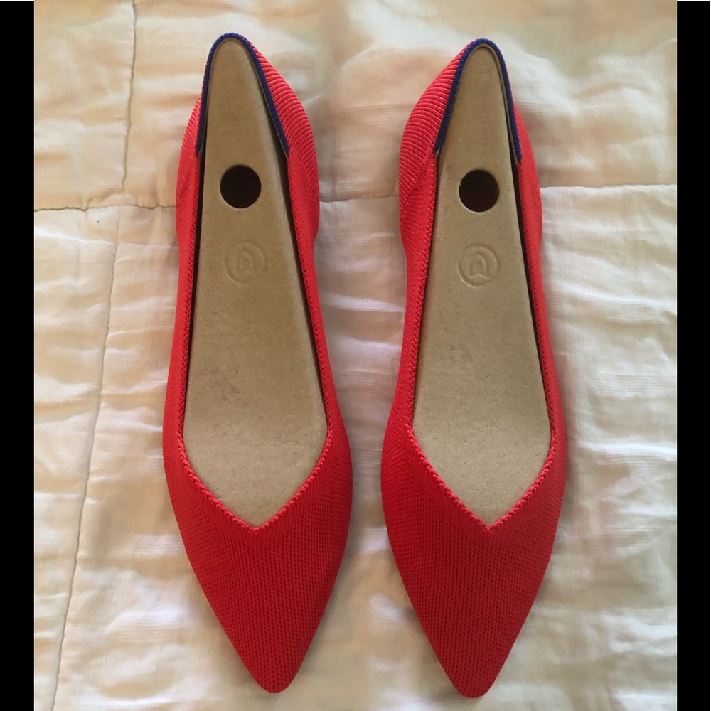 Never Worn Rothy’s Flame Points